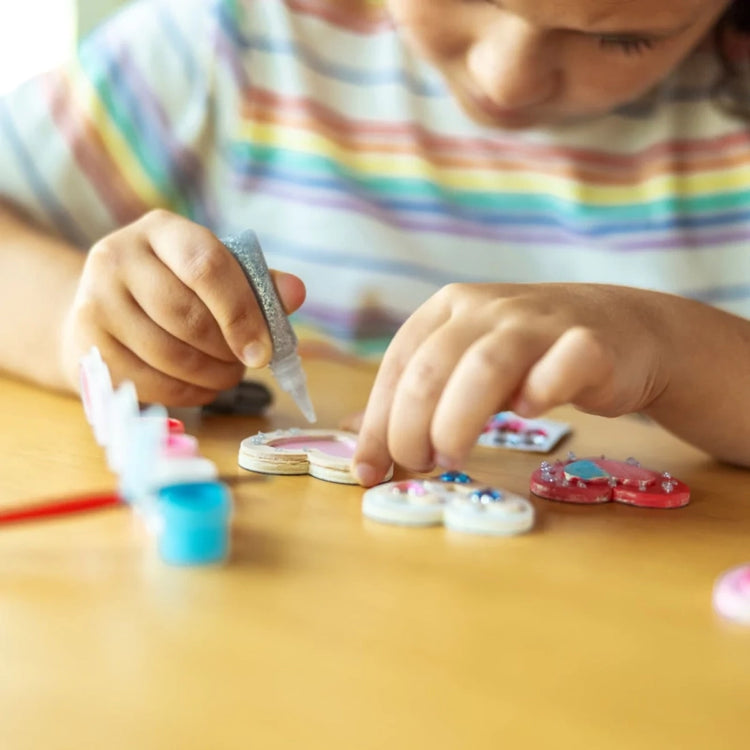 Created by Me! Heart Magnets Wooden Craft Kit