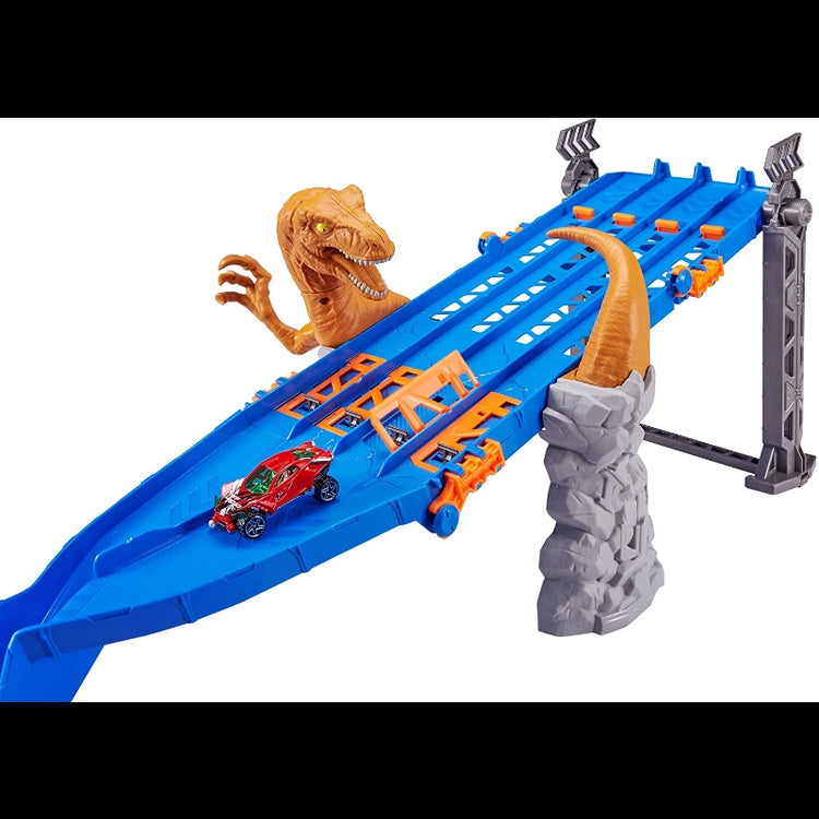 Metal Machines 4-Lane Raptor Attack Track Set