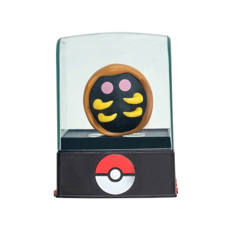 Pokemon Select Figure with Case- Kabuto