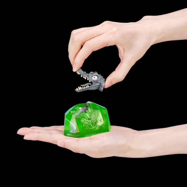 Smashers Jurassic- Series 1 Mini Light-Up Dino- PDQ