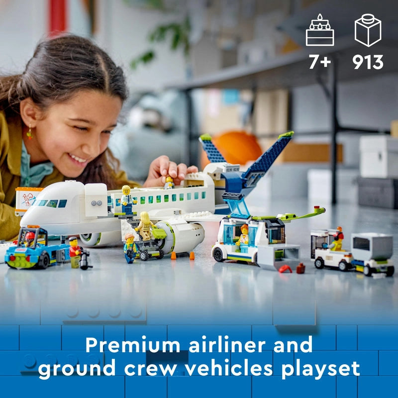 Passenger Airplane- 913 Pcs