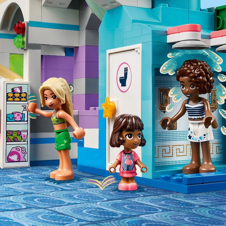 Heartlake City Water Park- 814 Pcs