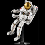 Space Astronaut- 647 Pcs