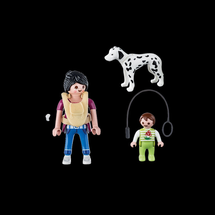 Mother with Baby and Dog- 7 Pcs